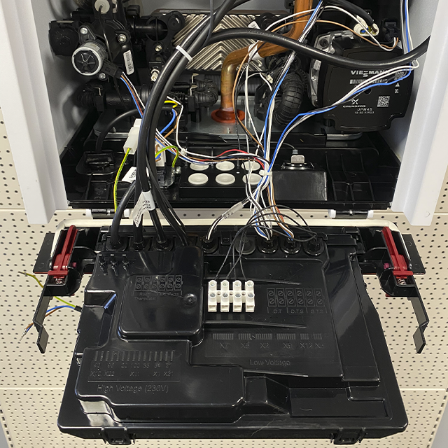 Котел газовий VIESSMANN VITODENS 050-W (BOKA) Котел газовий VIESSMANN VITODENS 050-W (BOKA)